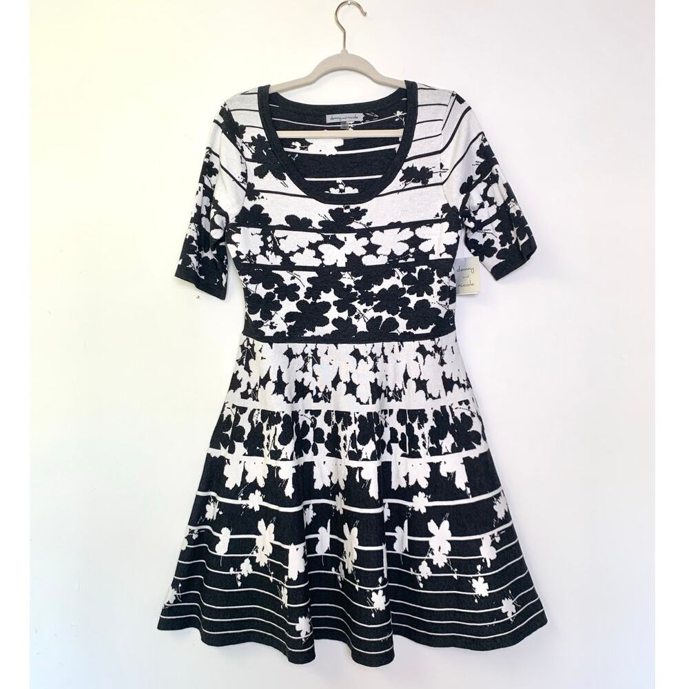 Feminine Sweater Dress Large NWT Fit & Flare Black White Knit Stretch Cocktail